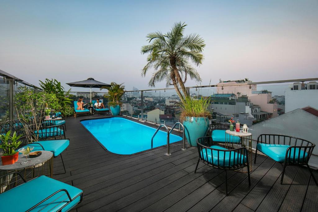 San Palace Hotel & Rooftop – Hanoi